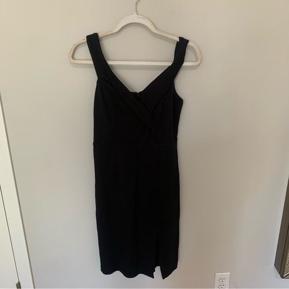 Lulu's Classic Glam Black Off-the-Shoulder Bodycon Dress Size Medium - Picture 2 of 11
